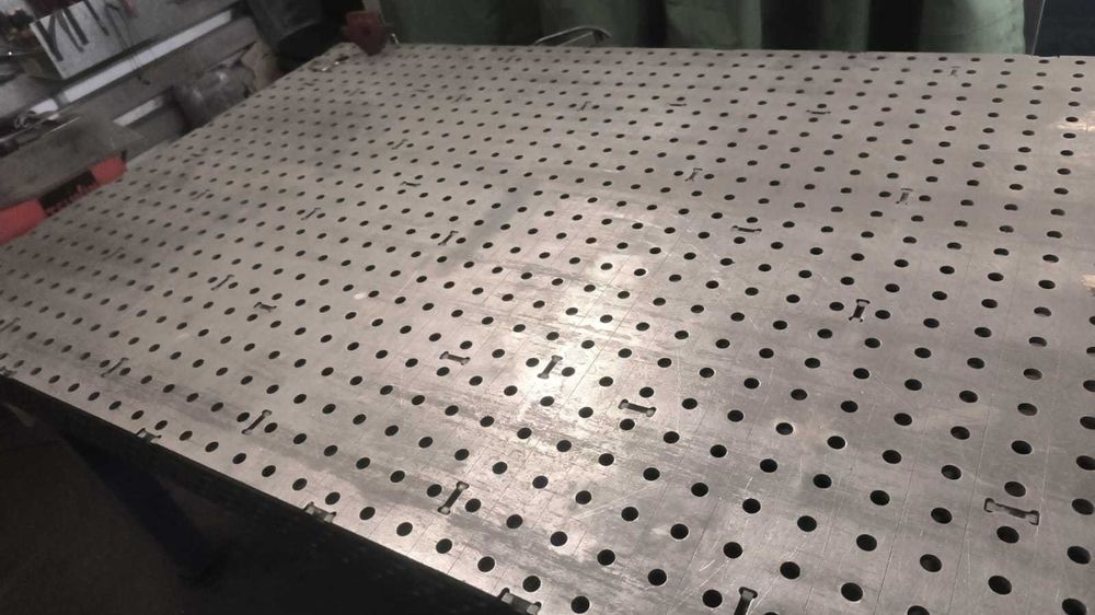 Продам стол сварочный б/у