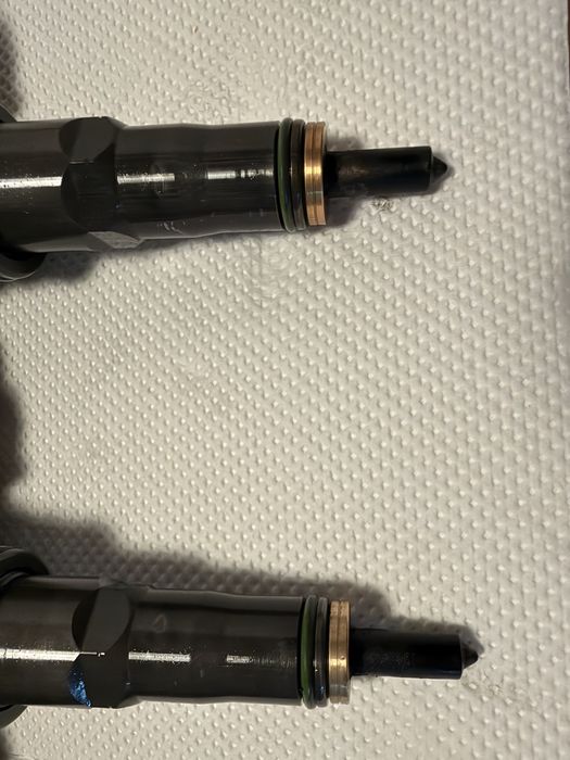 Vând injectoare 1.9 BKC – 038 130 073 AG