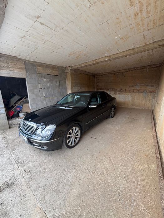 Auto turism mercedes