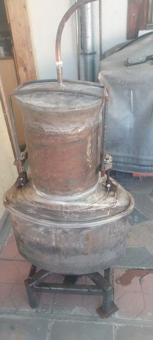Продавам казанче за варене на ракия
