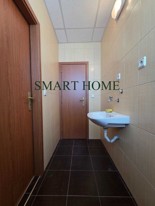 Продава се Офис в Велико Търново, Център - 57 кв.м за 793 €/кв.м - Снимка #4