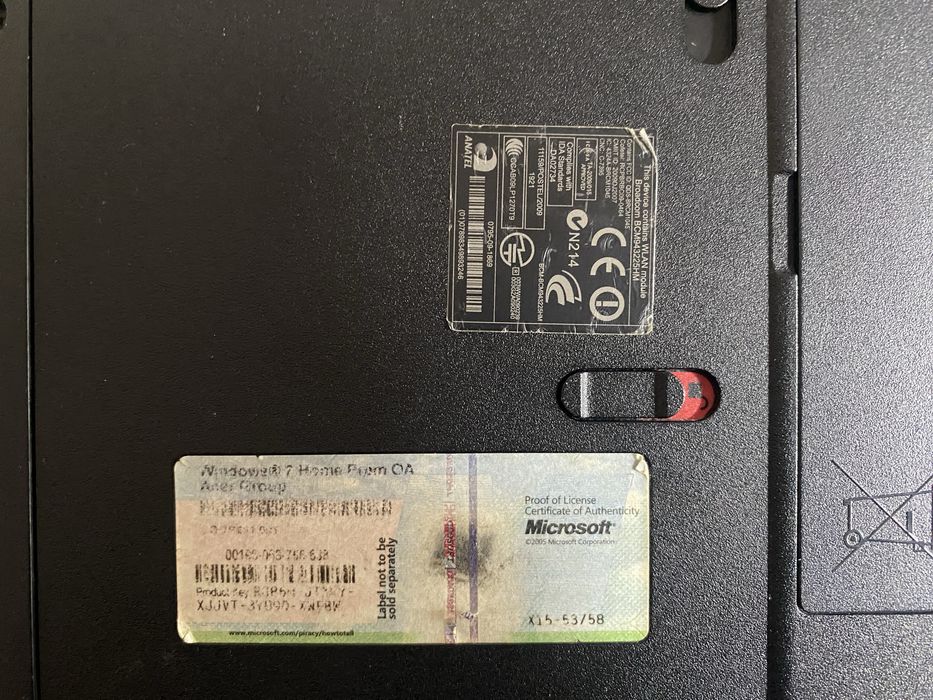 Продам ноутбук ACER с документами, работает