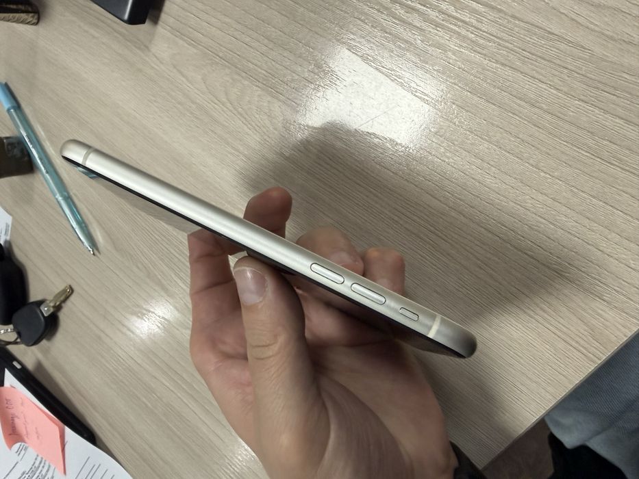 Iphone 16 pro 256gb +iphone 11 128gb