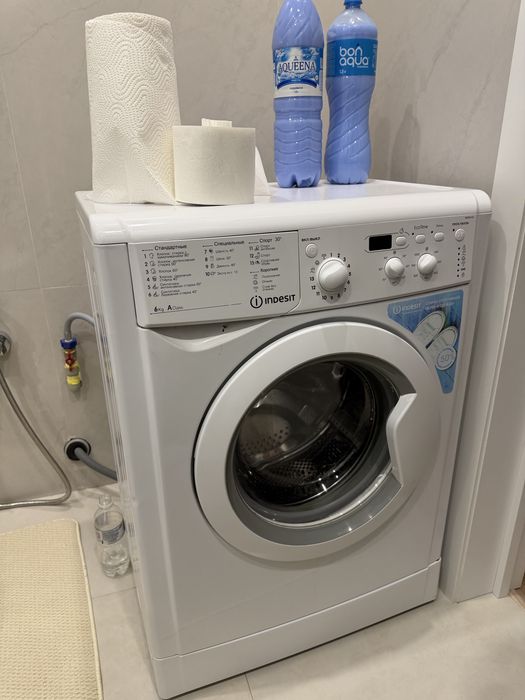 Продам стиральную машинку INDESIT