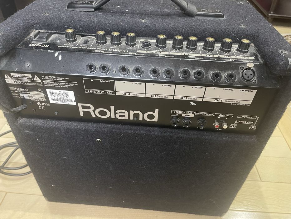 Statie Claviatura Roland 100W