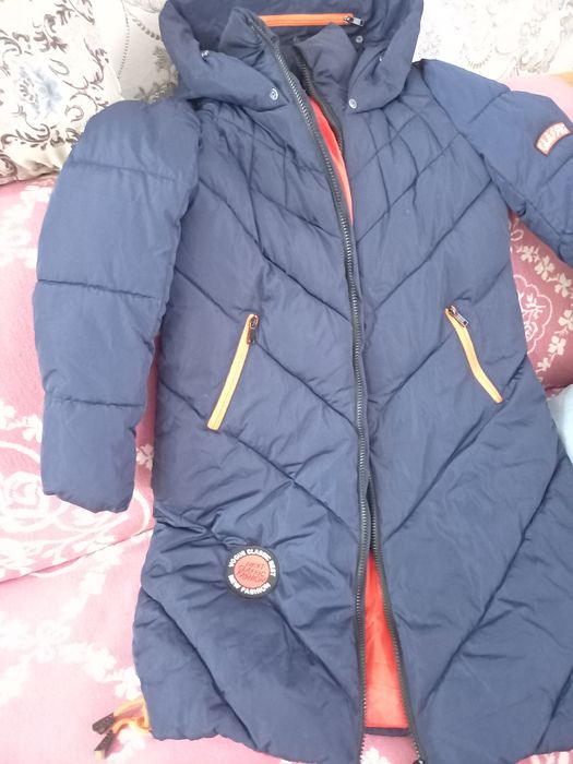 Продам  куртку, куплена за границей.