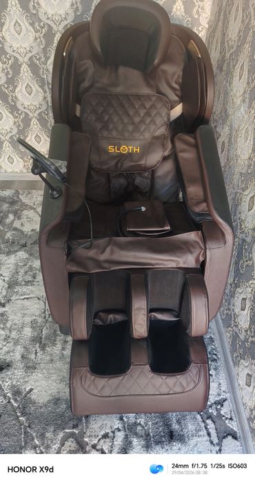 SLOTH divan sotiladi