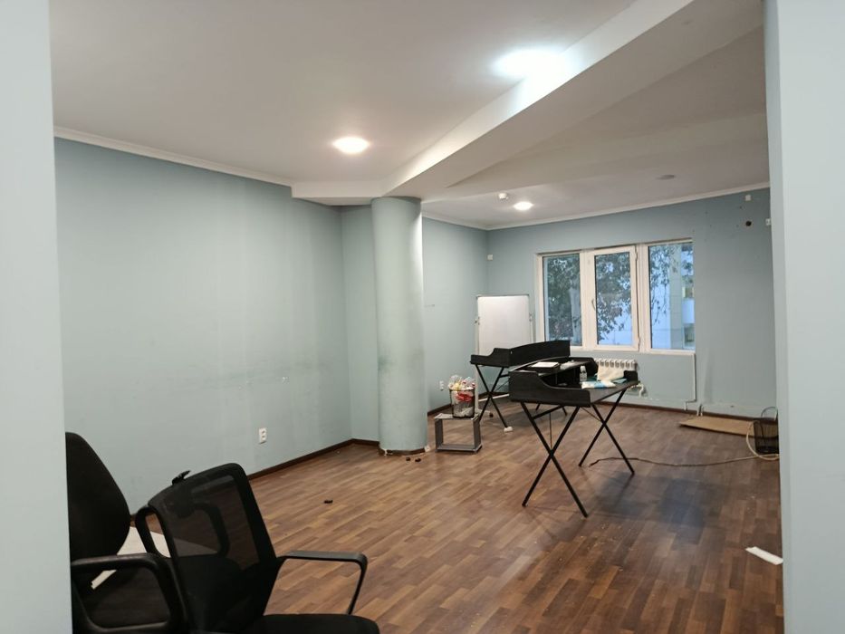 Сдаётся офис - улица Садыка Азимова