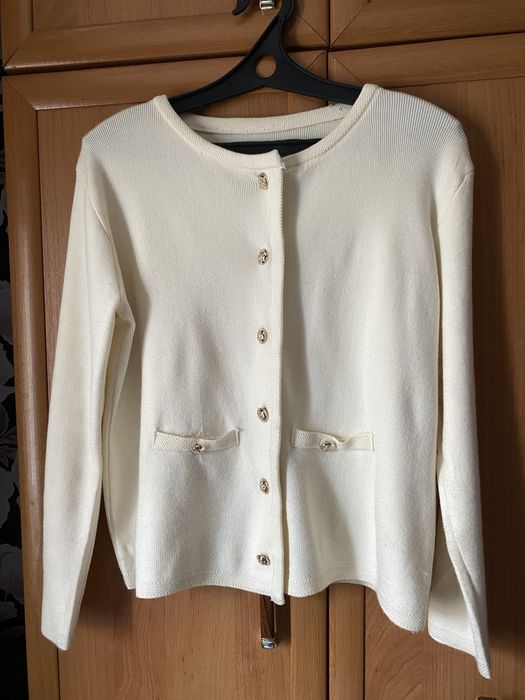 Одна вещь 4000тг