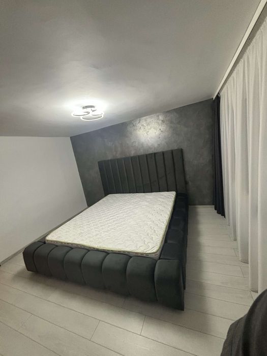 Paturi Tapițate la comandă