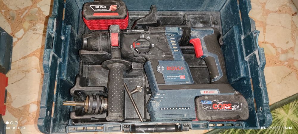 Kit BOSCH rotopercutor BOSCH GBH 18V-26 autofiletanta BOSCH GSR 18V-LI