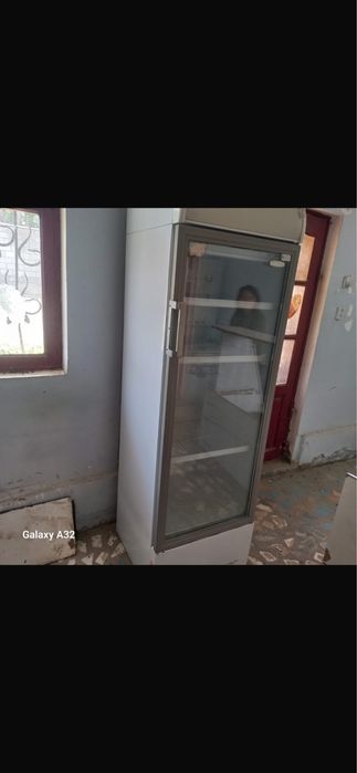 Холодильник, ветринный