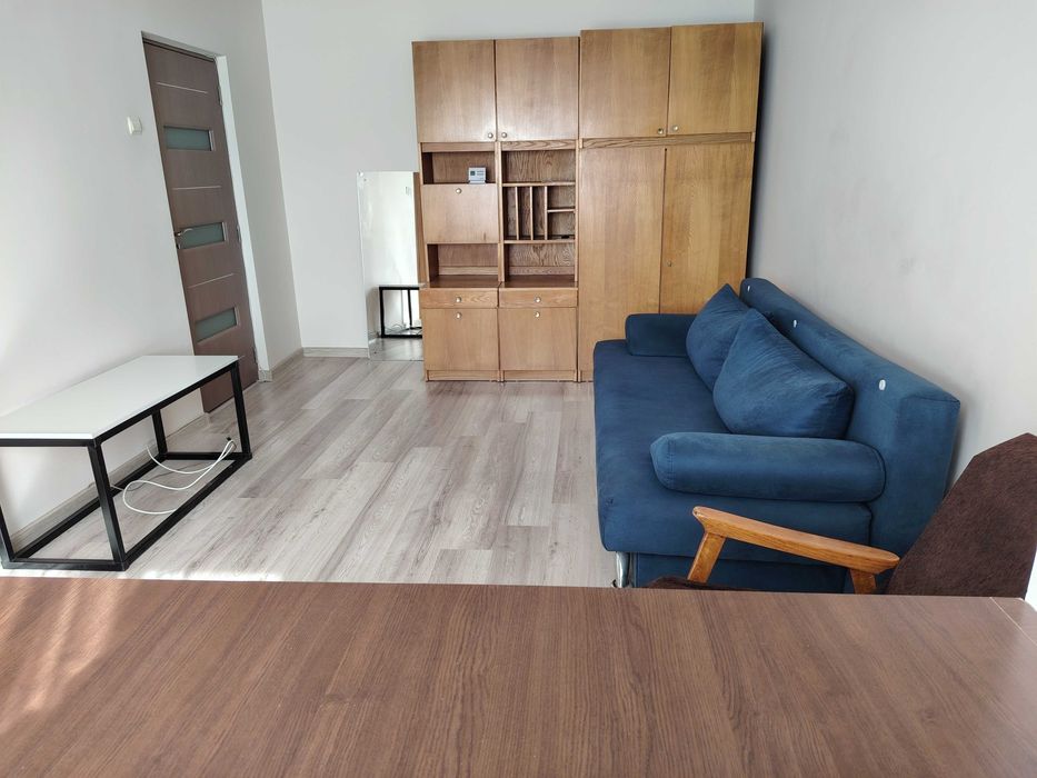 Închiriez garsonieră