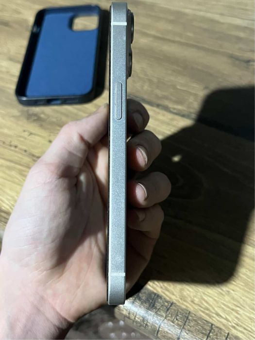 Iphone 14 хорошое состояние