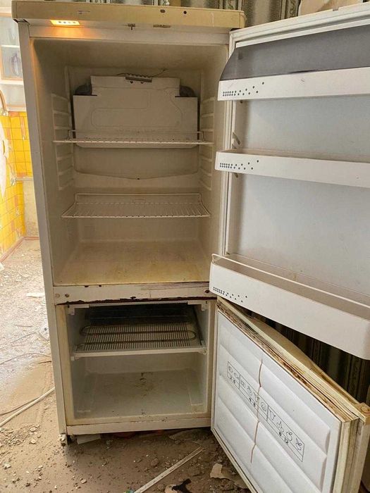 продам холодильник
