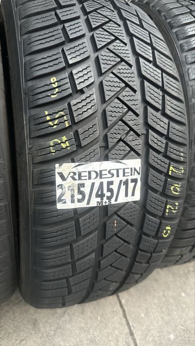 215/45/17 Vredestein M+S 2020