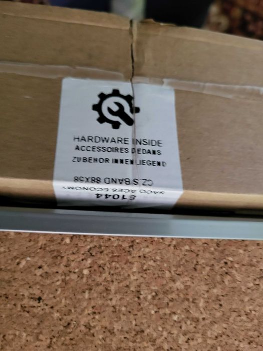 Panou de pluta 88x58, rama aluminiu + 4 cleme de fixare