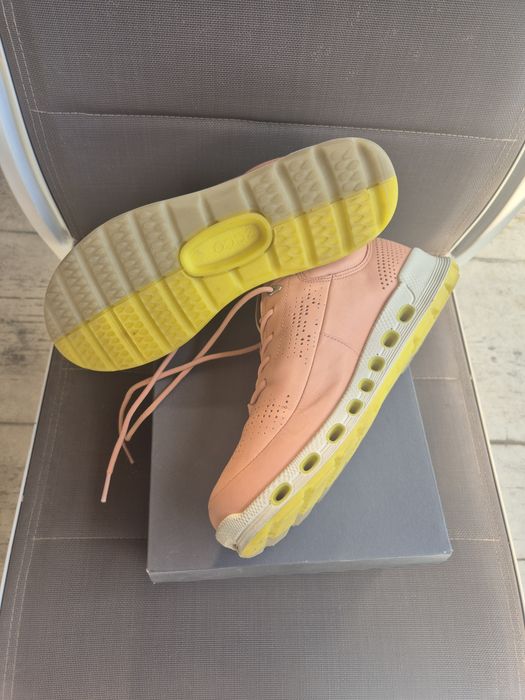 Ecco,  New Balance, Timberland, Inov Goretex