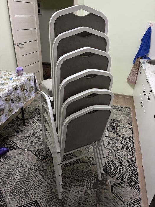 Продам стулья 6 шт
