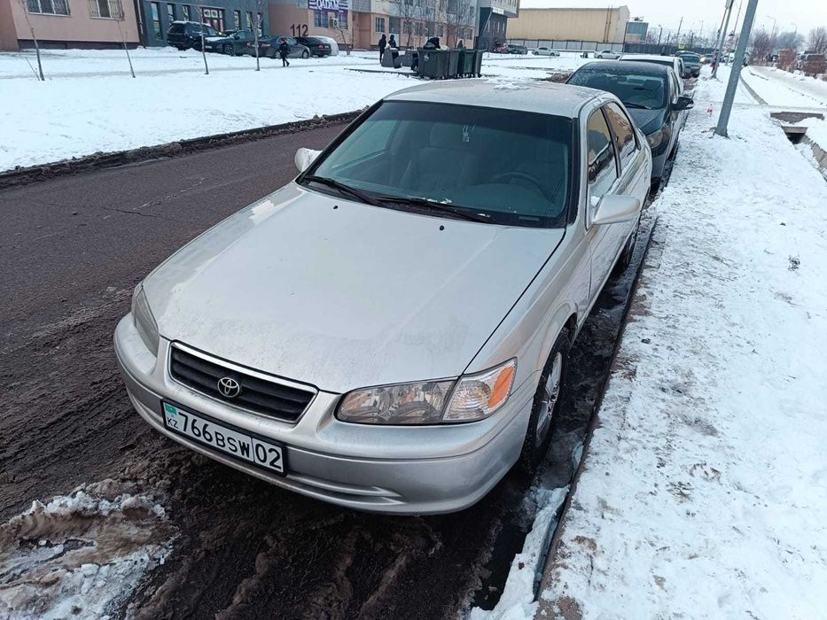 Авто в рассрочку без банка Toyota Camry