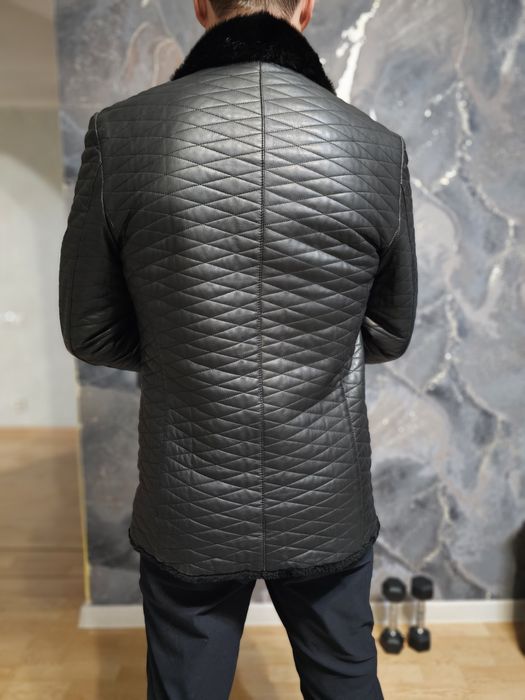 Продам дубленку мужскую 48 размер