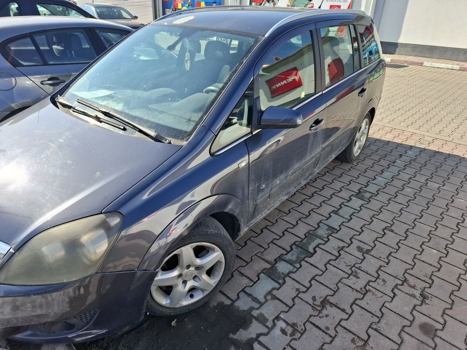 Opel Zafira B  2009