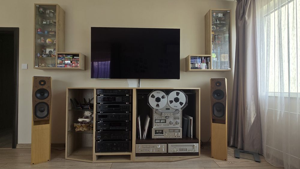 Шкаф за аудиотехника и телевизор гр. София 7-ми 11-ти километър • OLX.bg