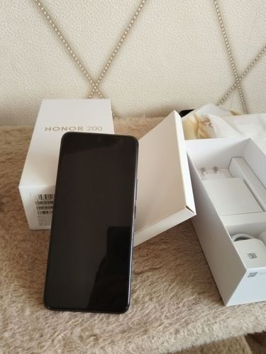 Honor 200 Snapdragon 7 Gen 3