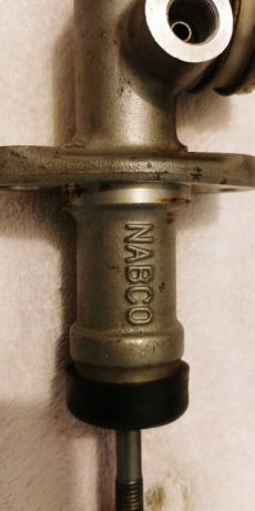 Pompa ambreiaj originala Mitsubishi MR151616