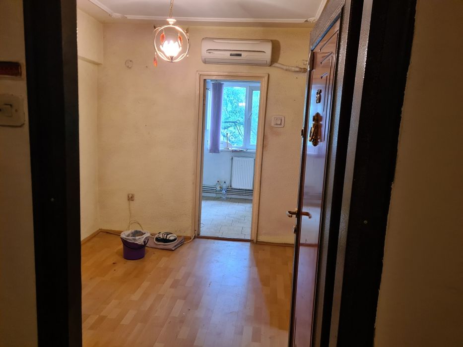 Vând apartament 2 camere