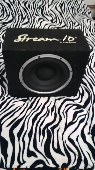 Subwoofere stații condensator