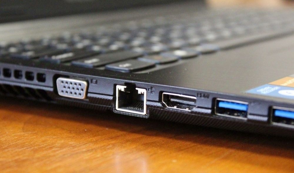 Ноутбук Lenovo 15.6"