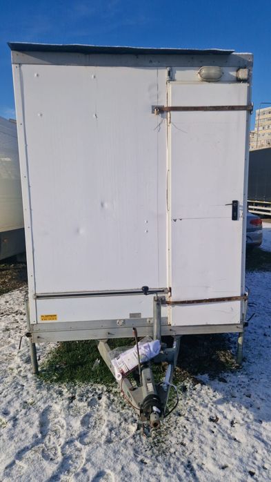 Rulota fast-food  comerciala