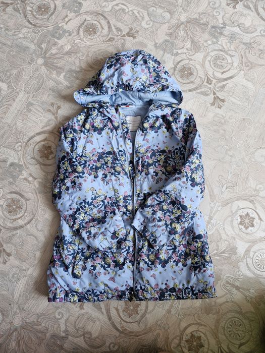 Продам плащ ветровку на девочку