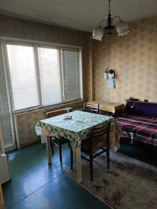 Продава се Четиристаен апартамент в Стара Загора, Център - 92 кв.м за 1131 €/кв.м - Снимка #1