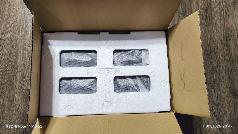 Монитор LG 20" новый