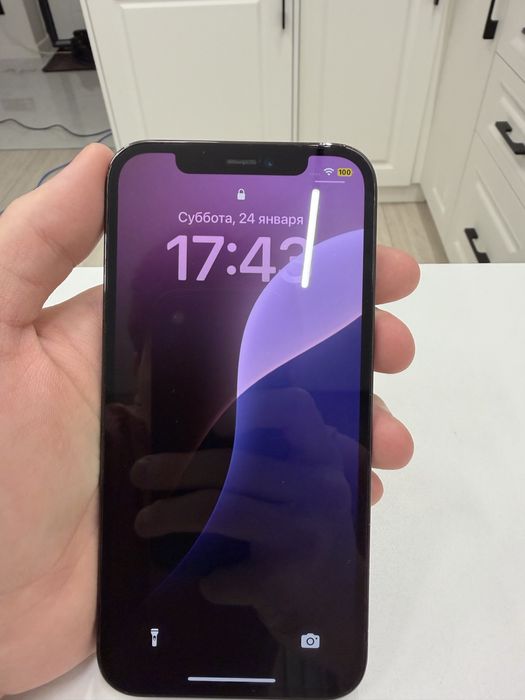 Iphone 12 Pro в хорошем состоянии
