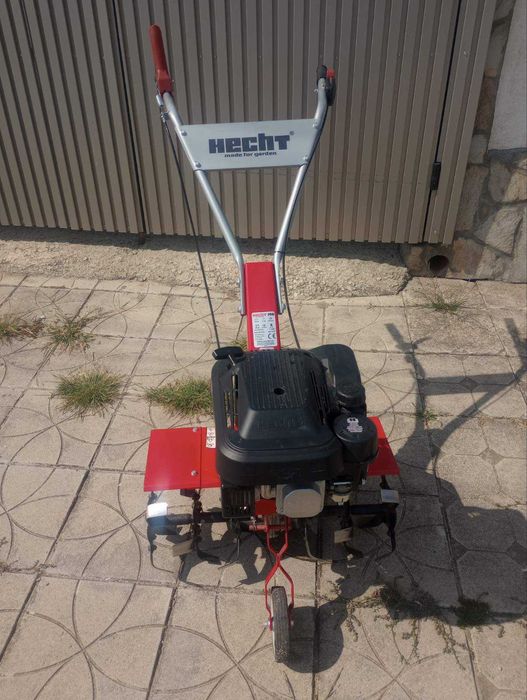 Продавам бензинова мотофреза HECHT 746, 60 см.