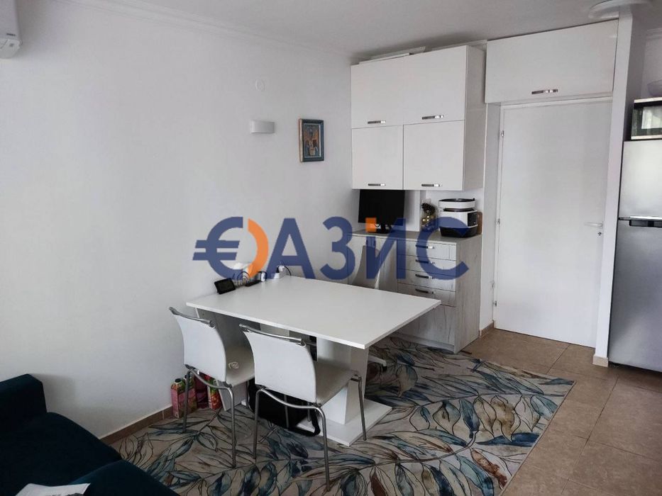 Продава се Двустаен апартамент в Свети Влас - 62 кв.м за 757 €/кв.м - Снимка #6