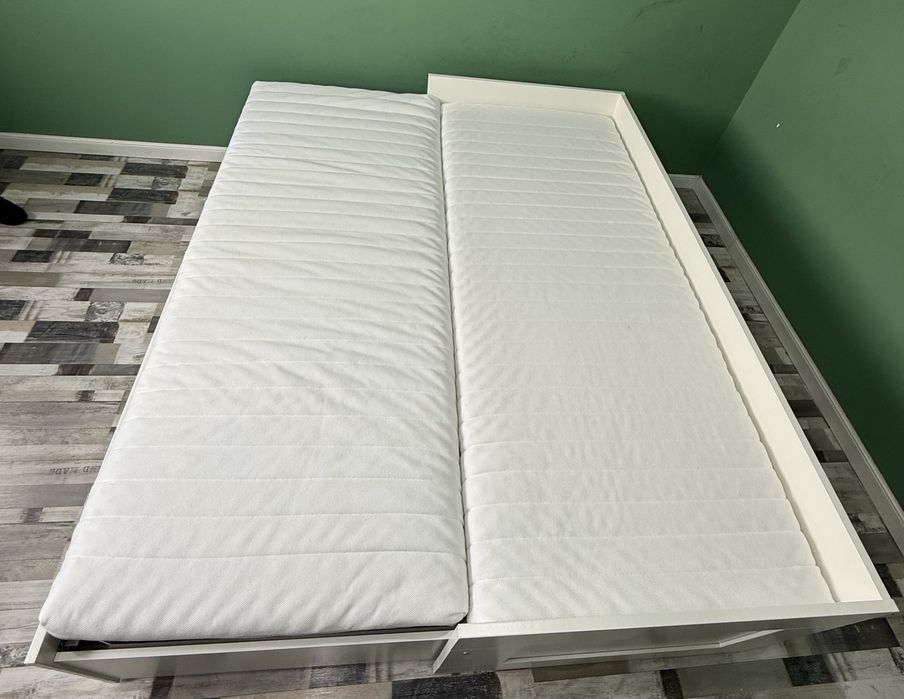 Кровать IKEA двуспальная 160*200