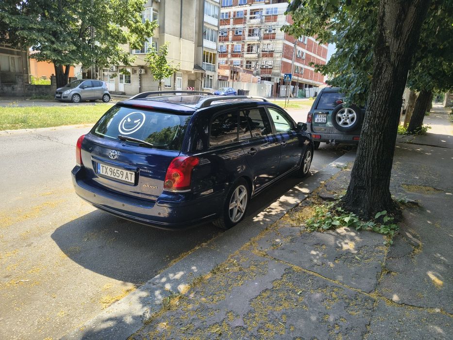 Тойота Авенсис бензин 1.8 129кс