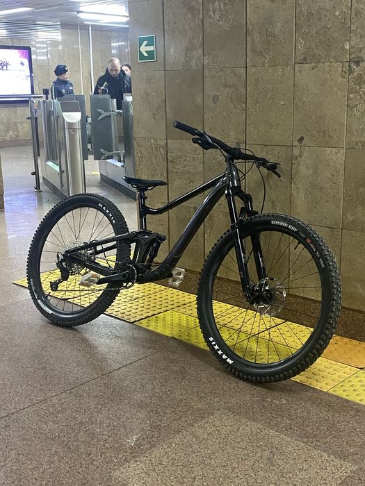 Продается транс 2 2023 года за