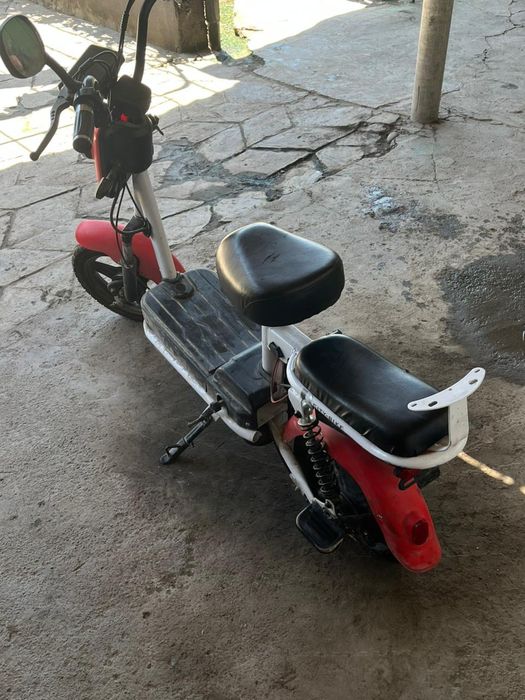 Электро скутер продам