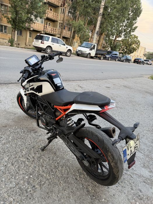 KTM DUKE  125, 2020