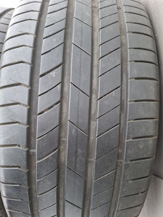 Продам шины. 255/45/20 кумхо экстра.