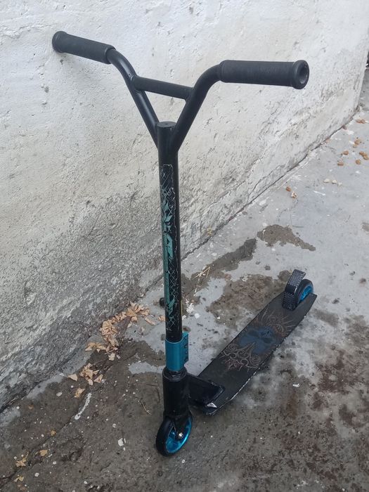 Хороший самокат для котание