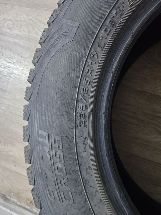 Продам зимние шины бу комплект 4шт