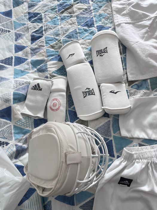 Продам кимано для Каратэ