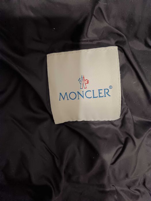 Geaca lunga Moncler