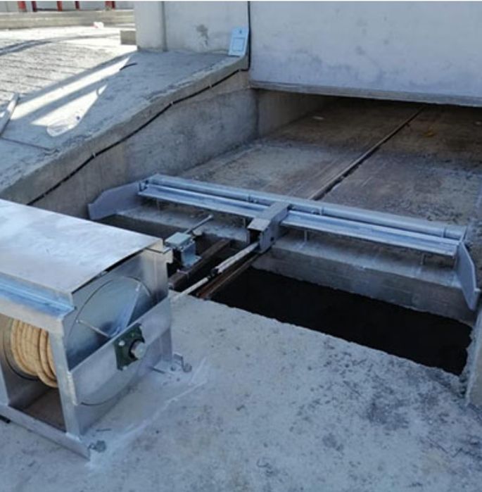 Веревочная система для скребка навоза